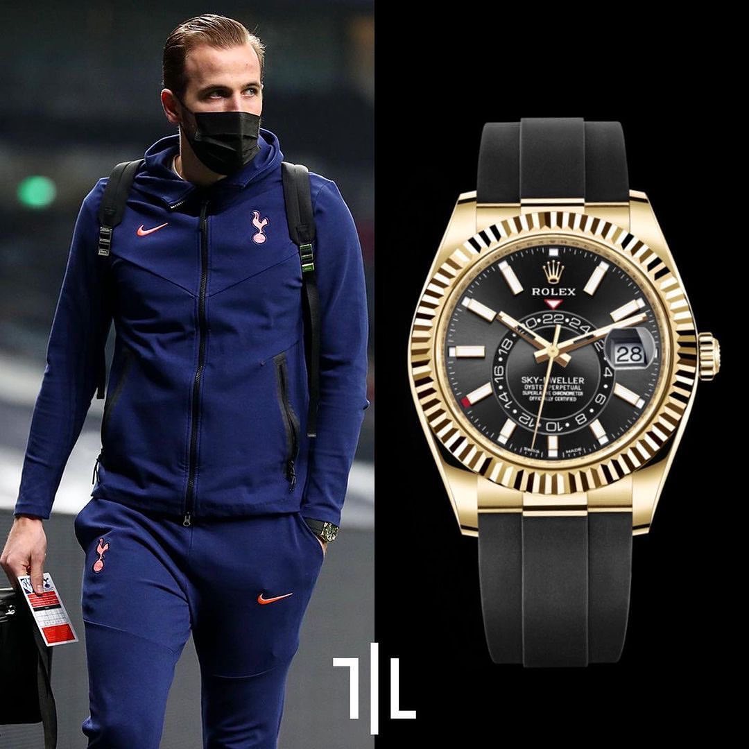 luxury Watch sky dweller gold black