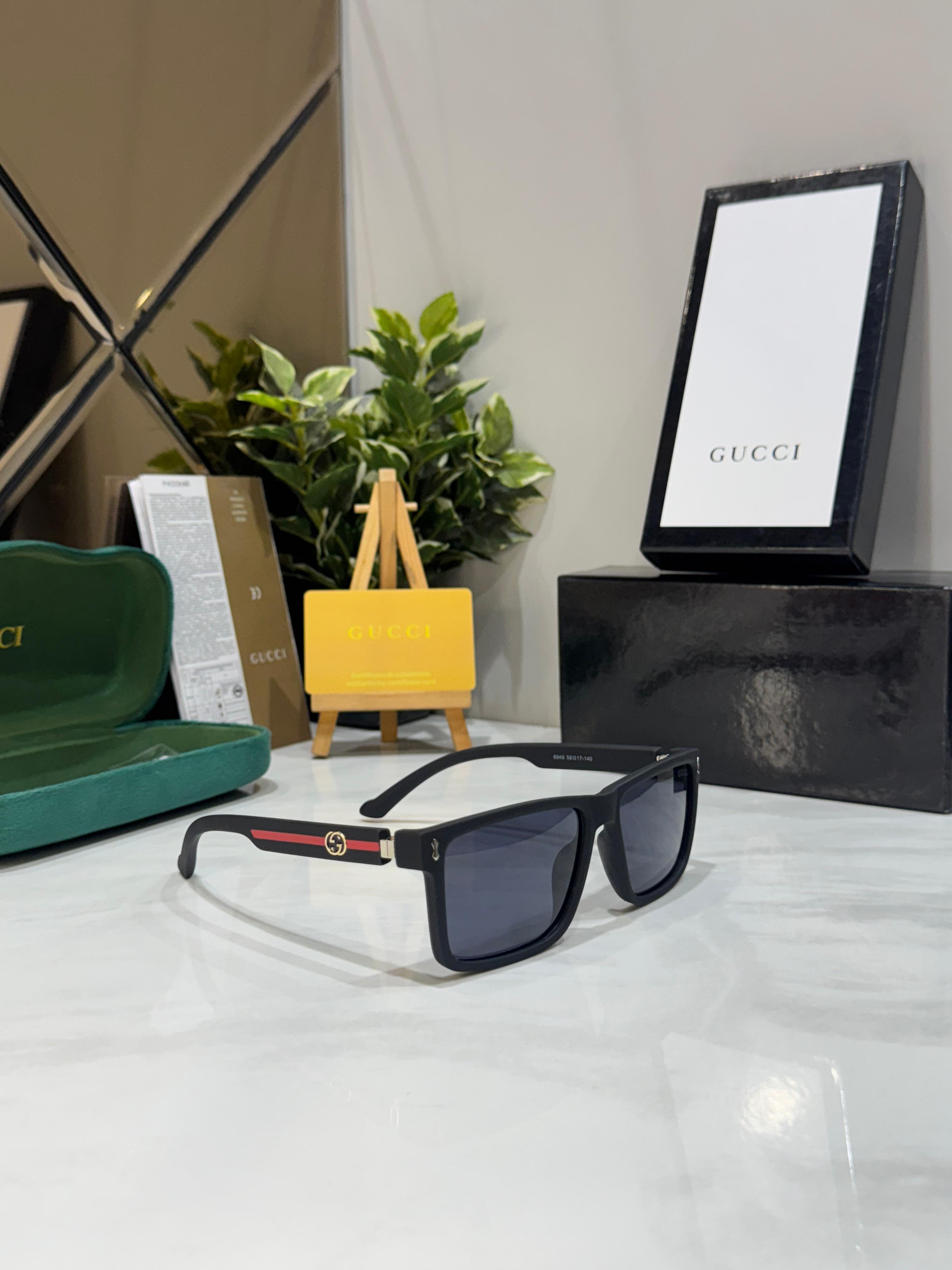 *GUCCI 8949 CELEBRITY CHOICE*